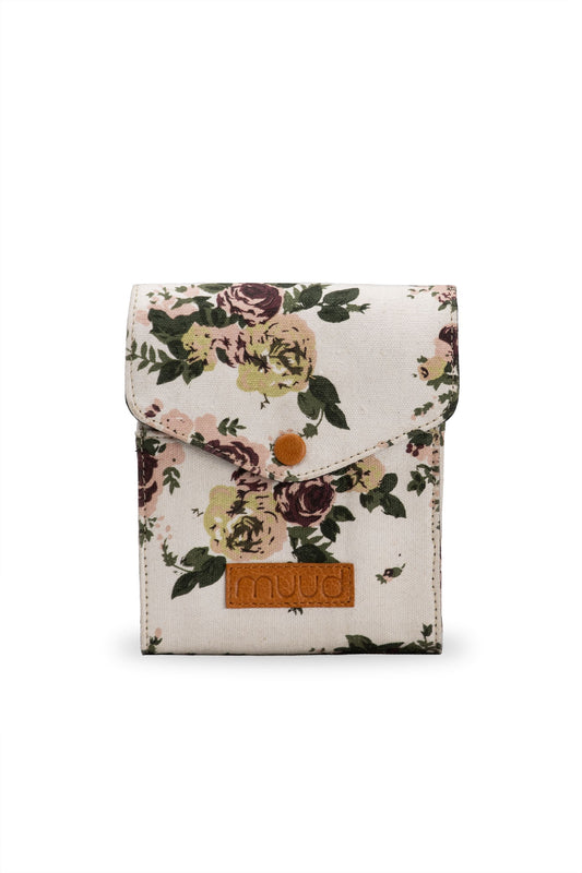 Betina canvas